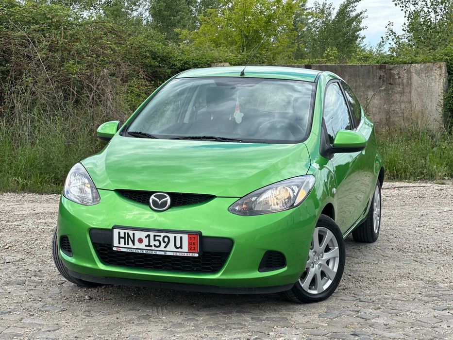 MAZDA 2 2010 — imagine 2
