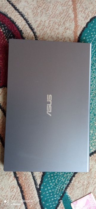 ASUS laptop i3 10110u