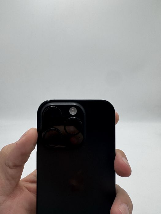 iPhone 16 про 256Gb