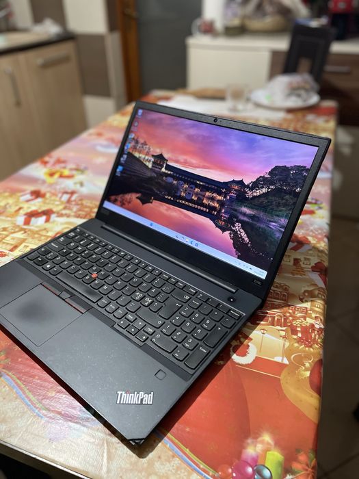 Laptop Lenovo ThinkPad E580, 16gb ram, ssd, intel 8gen