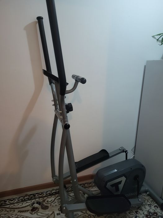 Продается тренажер лыжи