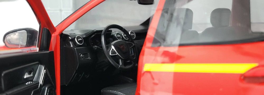 Machetă Dacia Duster 1/18 Solido