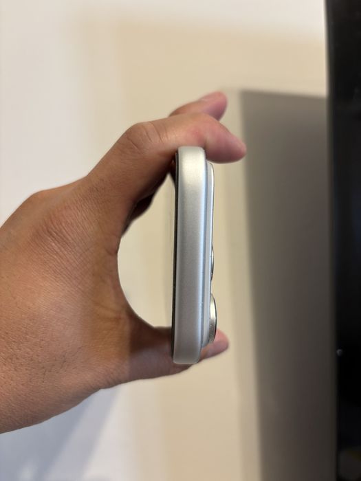 Продам iPhone 17 Pro 256 gb silver! EAC