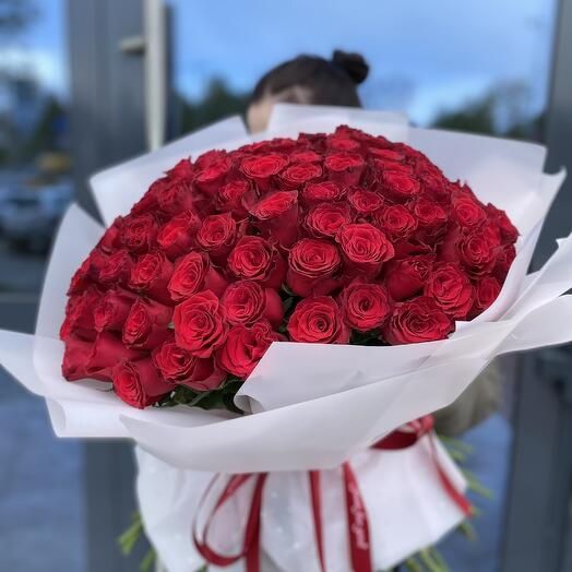 101 красная роза