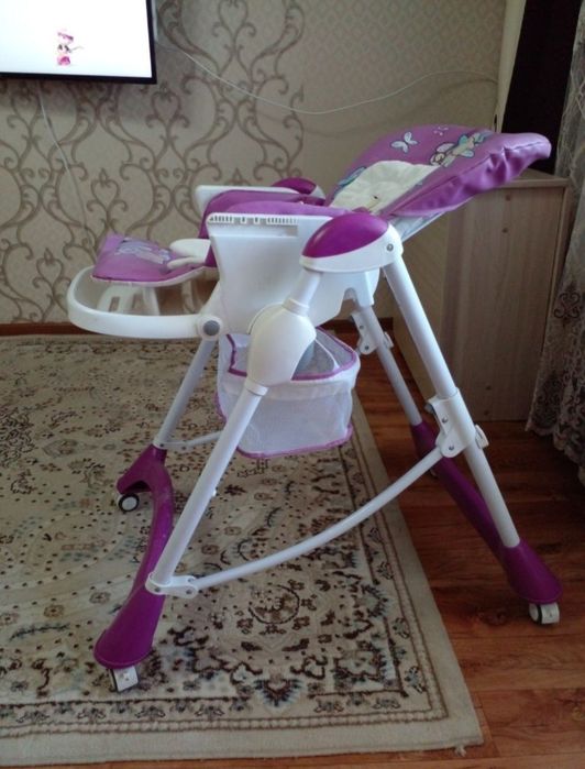 Продам столик для кормления 19000