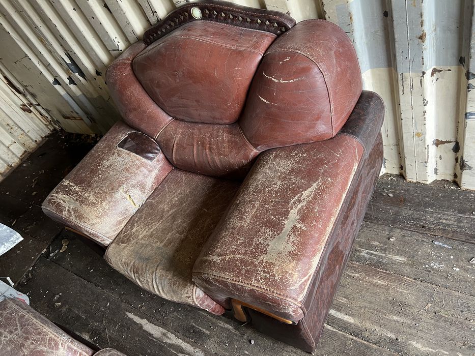 Продам два качественных кресла