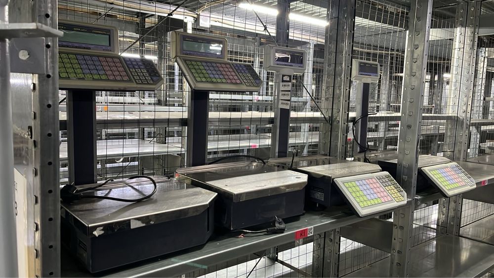 Продам торговые электронные весы с печатью этикеток