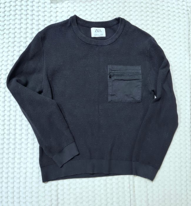 Костюм школьный и кофты