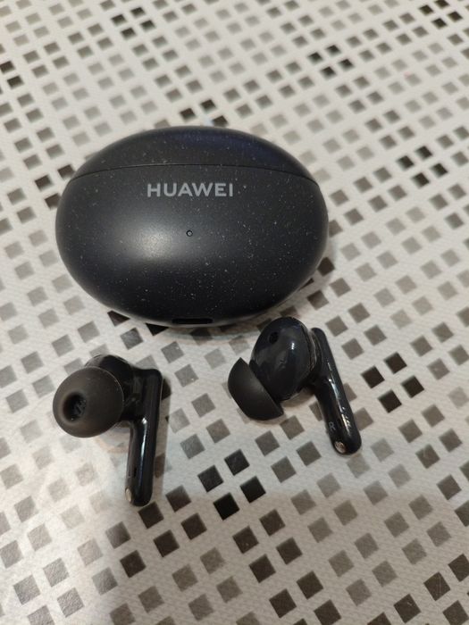 Наушники HUAWEI не рабочие