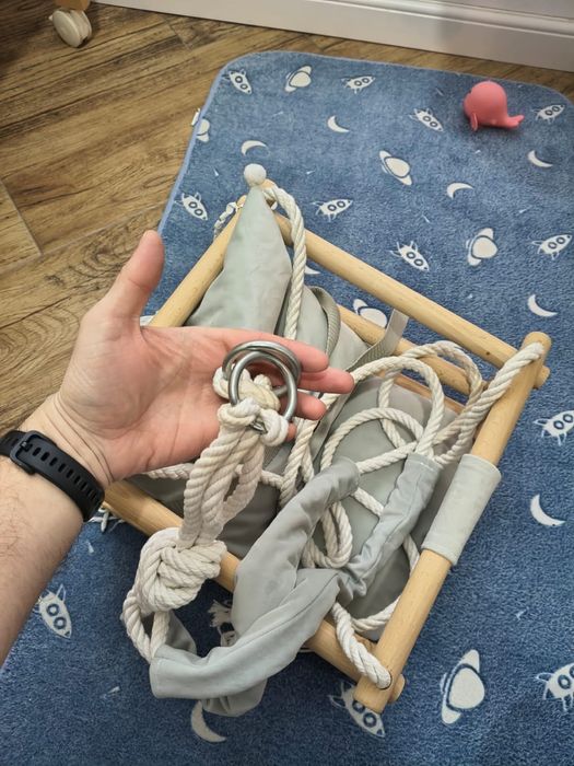 Leagan din lemn pentru copii 1-3 ani