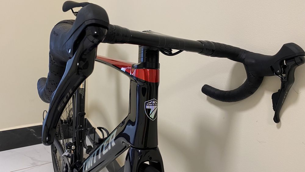 Велосипед карбон twitter 105