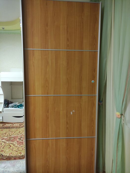 Большой шкаф 3 секции.