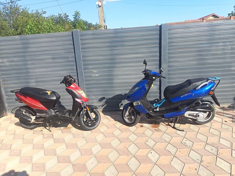 Vând 2 Scutere Kymco Agiliti 125cc și un Kymco Bet-win de 150cc