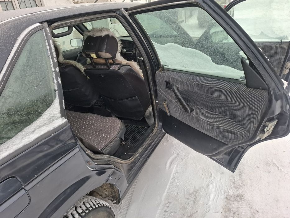 Продам пассат б3 1.8