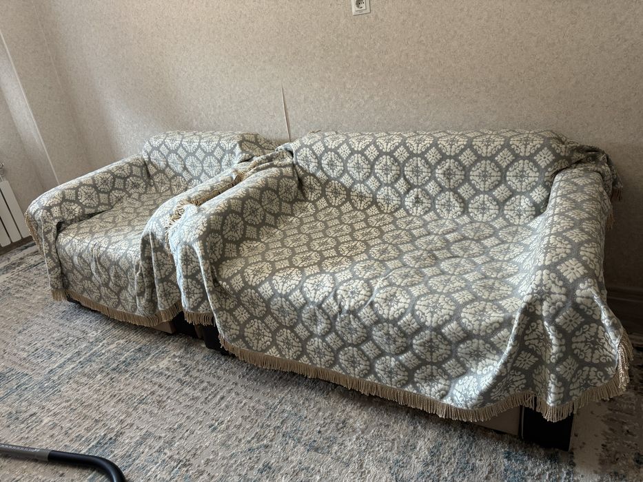 Продам два кресла