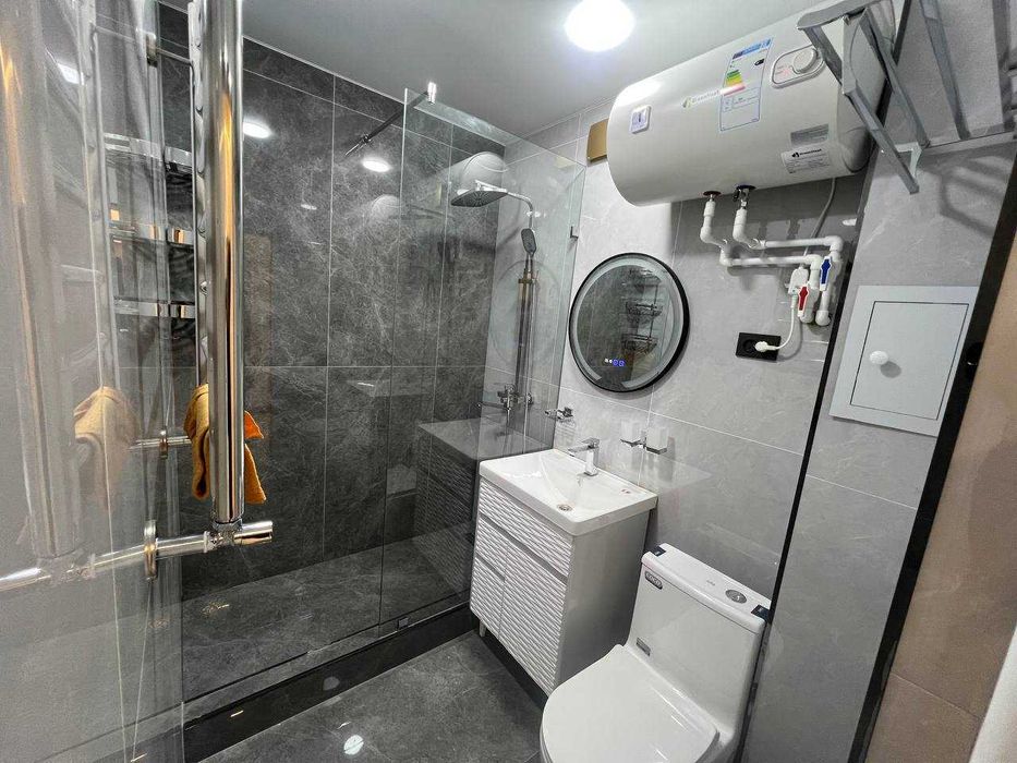 Продается квартира 4комнантная\\70м2\\1этаж на Махтумкули Евроремонт