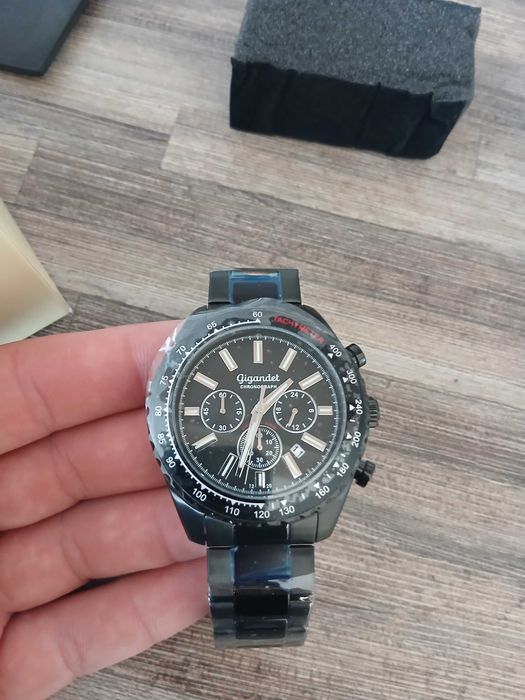 Часовник Gigandet