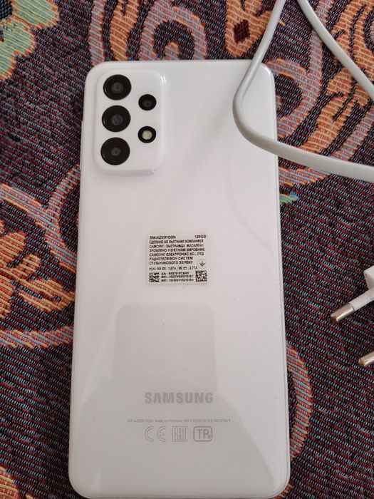 Продам смартфон самсунг