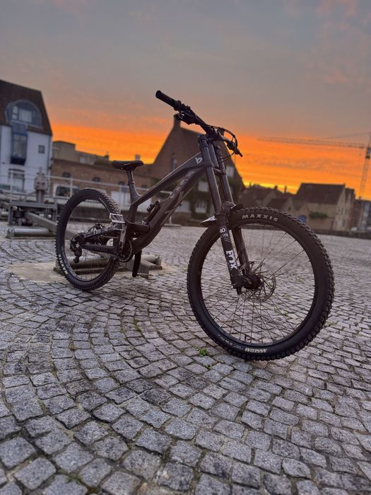 Vand bicicleta yt tues 2021