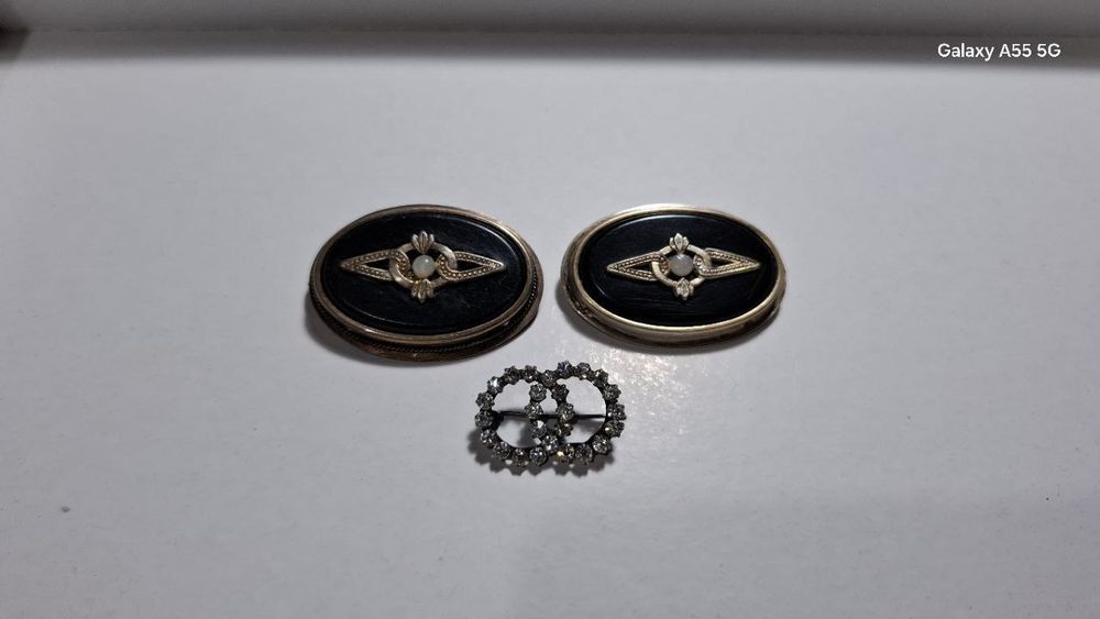 Брошки серебро и ложка серебро коллекционные