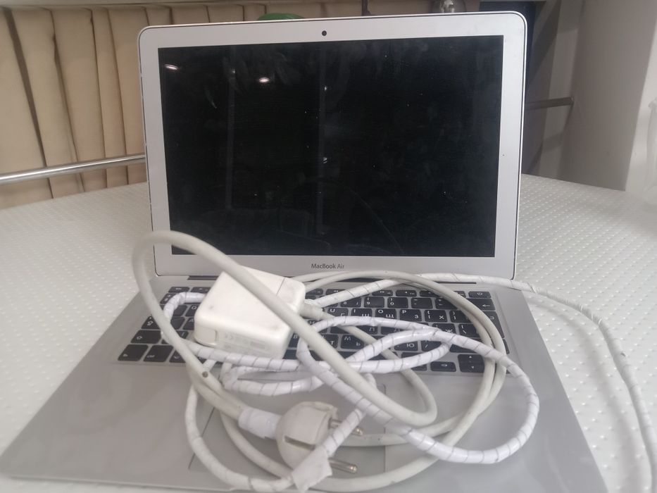 Продаю MacBook Air