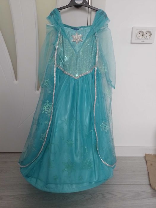Рокли на Елза и малката фея