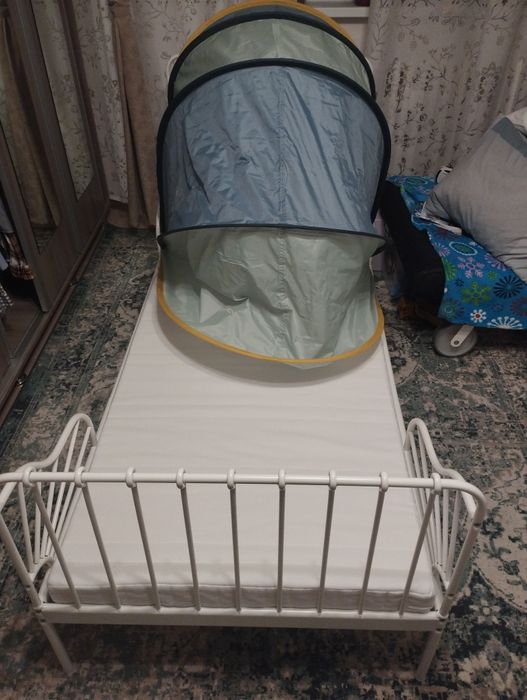 Vând pat copil extensibil Ikea