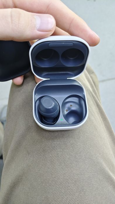 Samsung buds fe наушник