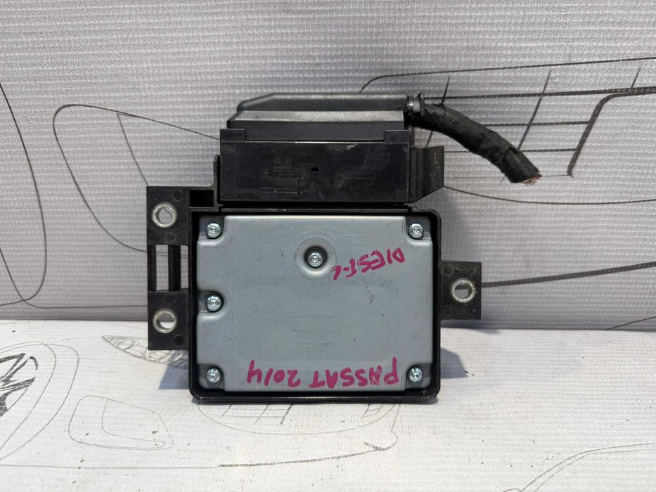 Modul frână de mana EPB  Volkswagen Passat B7 3AA907801J 2014 / [2011-2014] / (5B3)