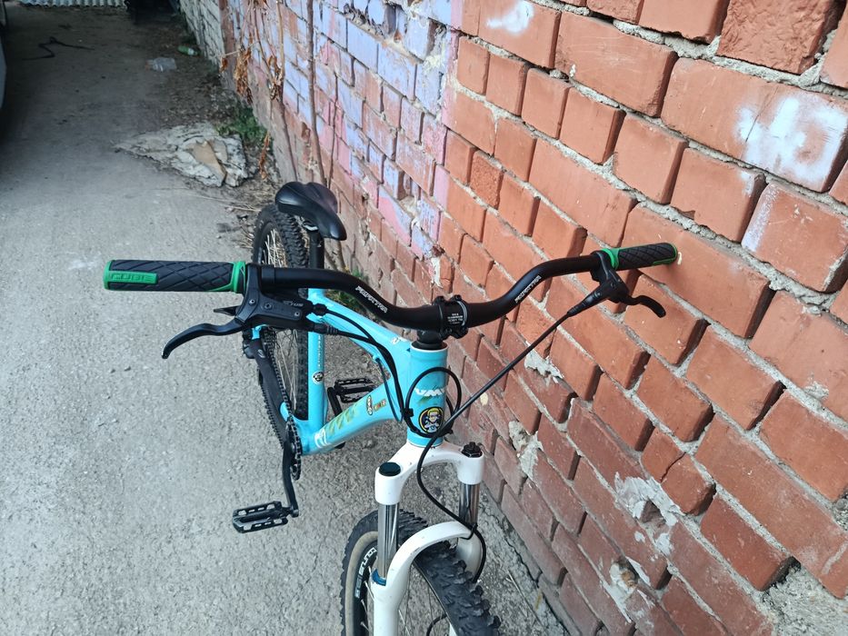 Bicicletă UMF Hardy 2