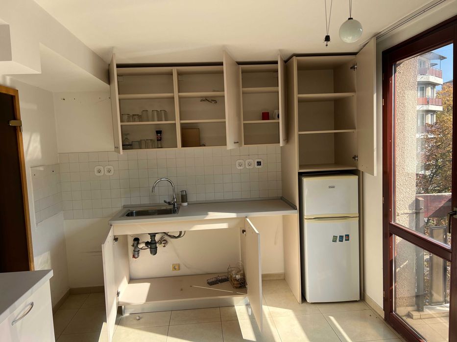 Кухня и оборудване