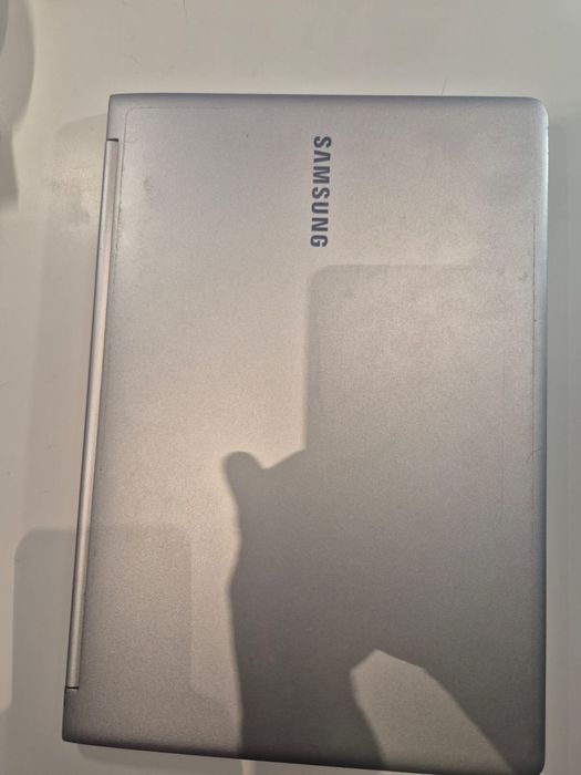 Ноутбук Samsung window 8