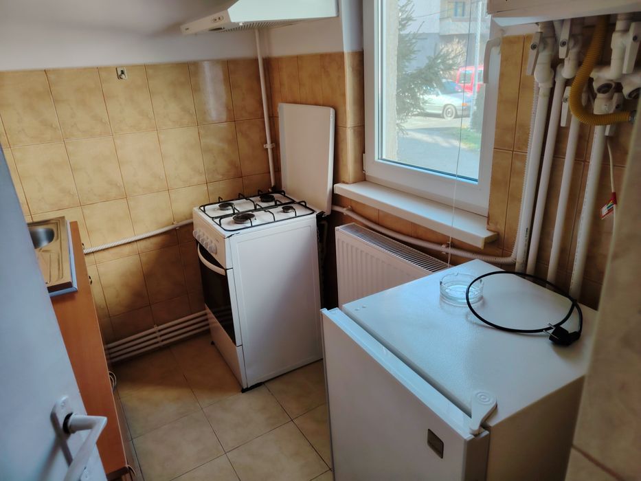 Închiriez garsonieră în regim hotelier