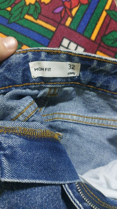 джинсы девушке xs,s