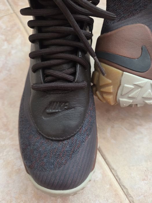 Боти Nike водоустойчиви