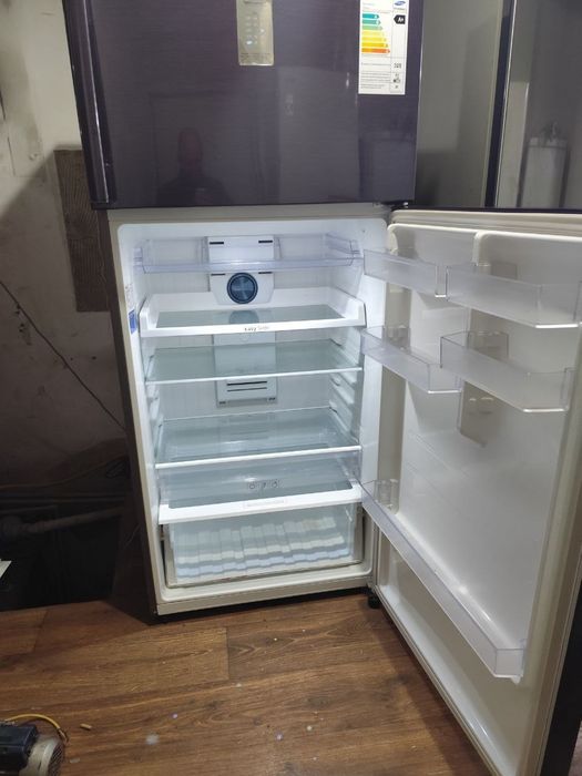 Холодильник Самсунг широкий