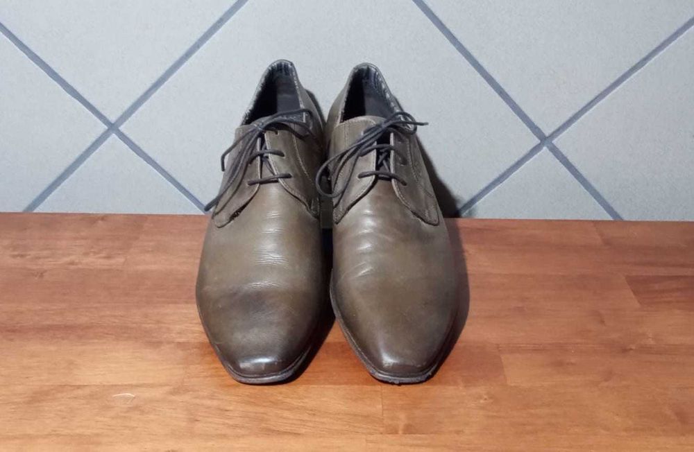 Vând pantofi bărbați din piele – Bugatti – mărimea 44