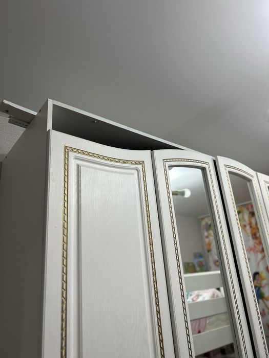 Продам шкаф 5дверьный