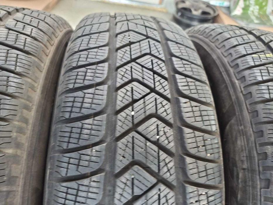 4 Anvelope IARNA 215.65.17 'Pirelli' [dot 2021] ; ca NOI