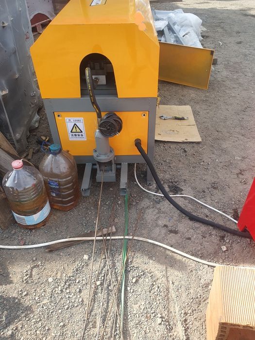 Изправно отрезна машина за арматура