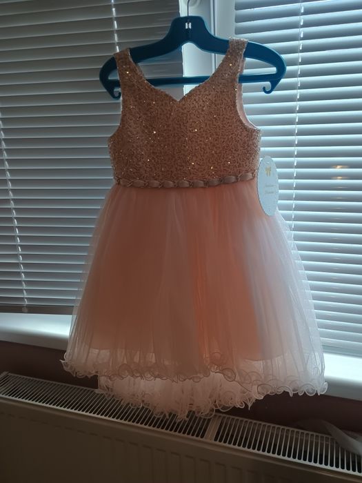 ЧИСТО НОВА - Кукленска рокля за принцеса