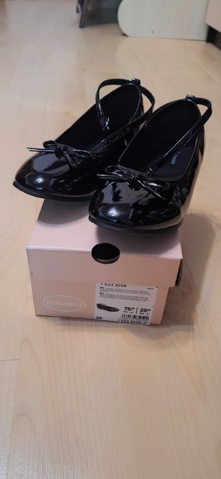 Детски официални обувки