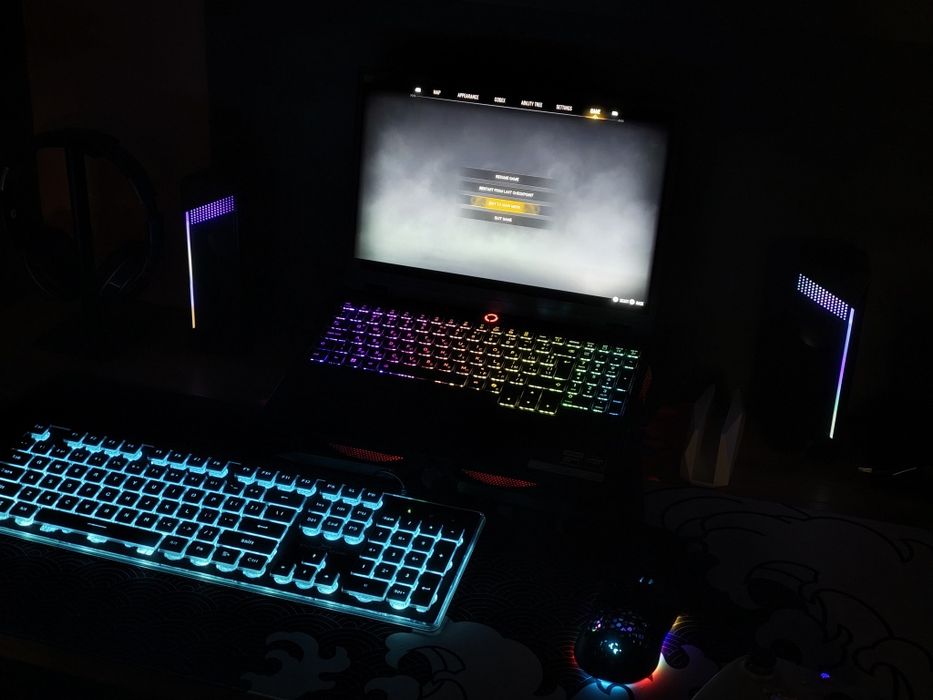 Продавам лаптоп Lenovo Legion 5 15AHP10