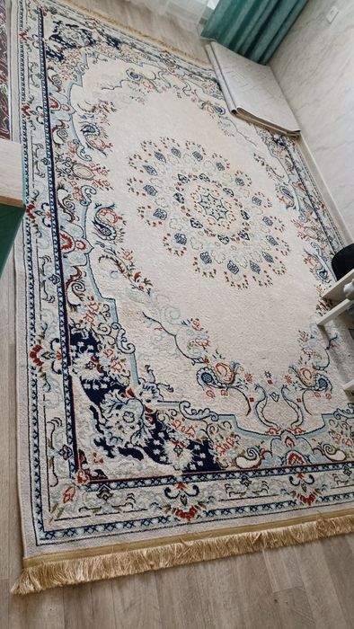 Срочно продам ковёр