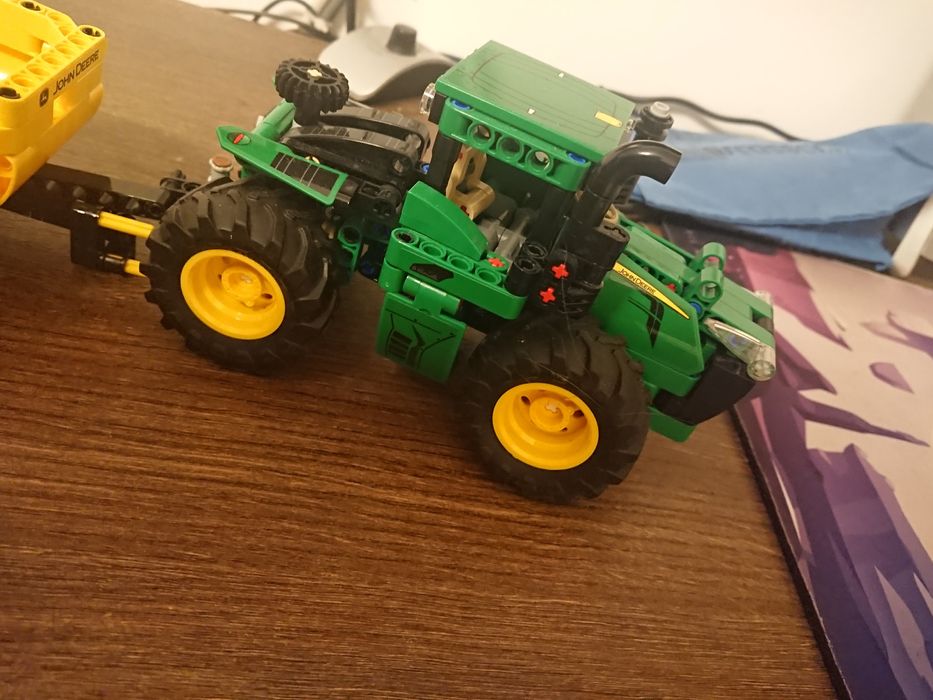 Lego technic tractor cu remorca