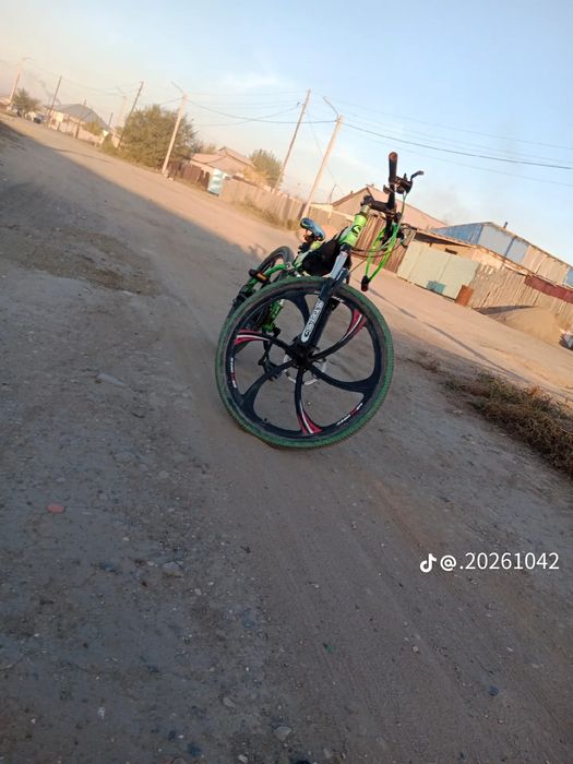 Продам велик в хорошом состаиюние