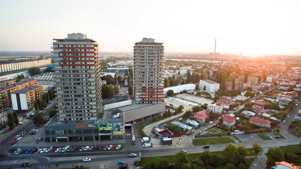 Proprietar apartament 3 camere de inchiriat 96 mp etaj 17/20 metrou Dimitrie Leonida vedere libera