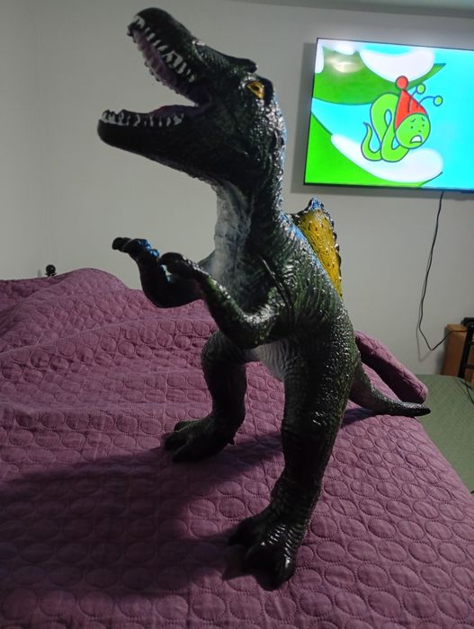 Dinozaur decorativ realistic