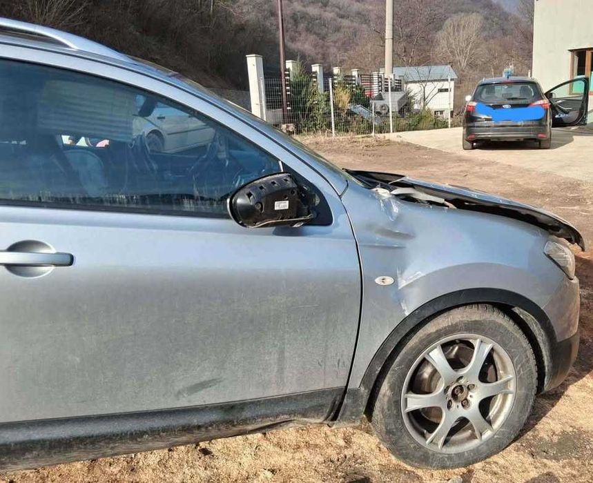 Vand epava Nissan Qasqui +2