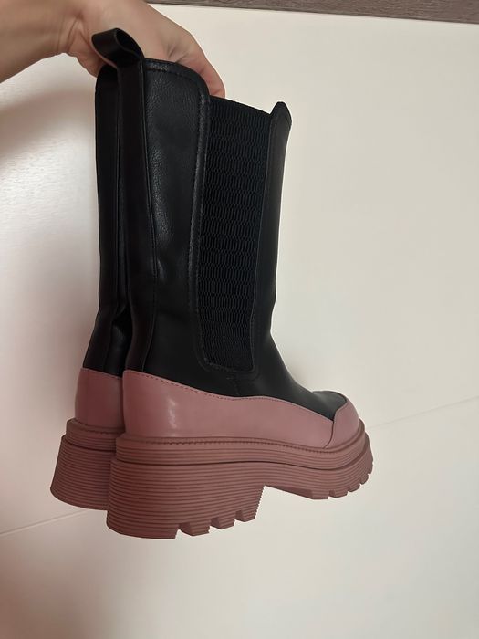 Дамски боти размер 36